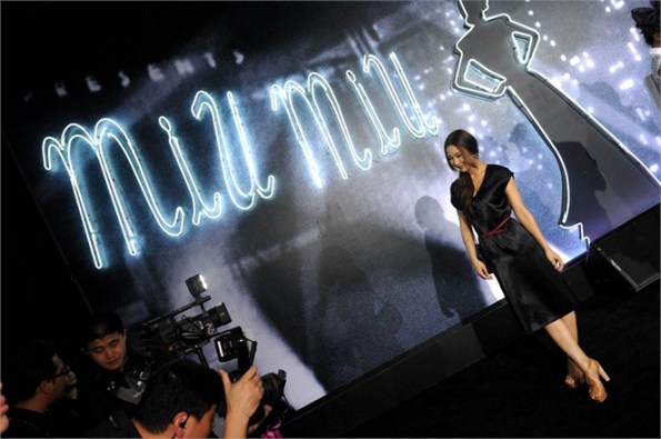 Miu Miu, sfilata esclusiva a Shangai