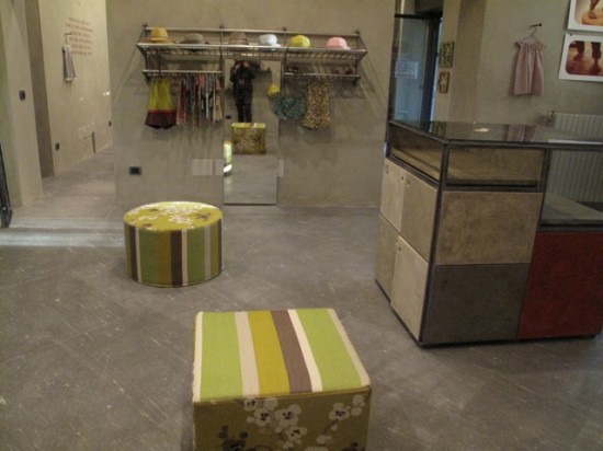 PèPè-Monomarca-di-Milano-2-550x412