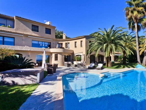 Villa_di_lusso_a_Cannes_01