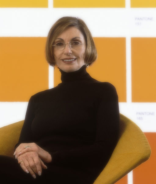 Leatrice-Eisemann_halbkörper-Portrait-w600-h600