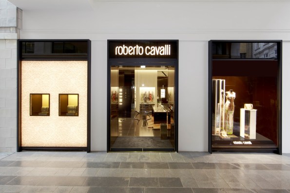 Roberto Cavalli Boutique Vienna (2) (Large)