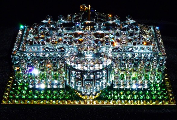 Casa-Bianca-Lego-Swarovski